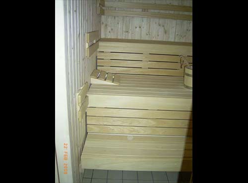 Sauna Innengestaltung - Saunaliegen
